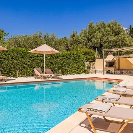 Mihas Villa *